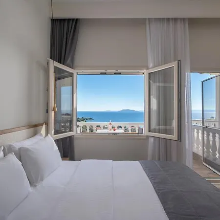 Casa Bloo, 11br Sea View * Lagomandra